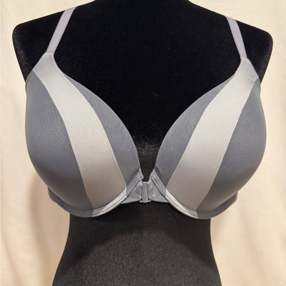 Victoria's Secret Two-Tone Gray Bra Body by Victoria Perfect Shape 38D